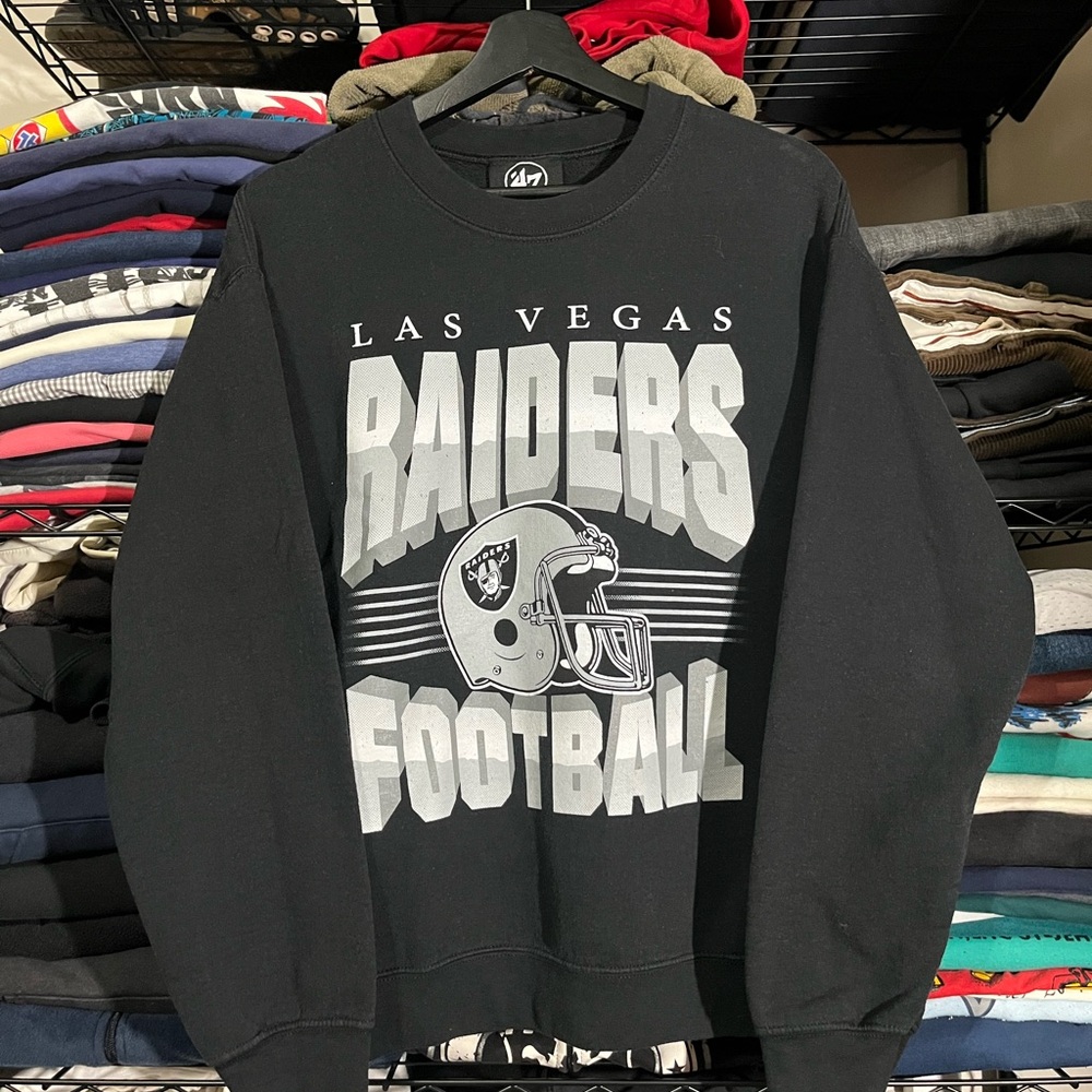 Las Vegas Raiders Black Graphic Crewneck Sweatshirt by '47